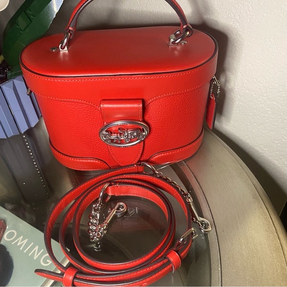 LIKE NEW COACH RED GEORGIE GEM CROSSBODY WITH SILVER HARDWARE - Picture 15 of 16